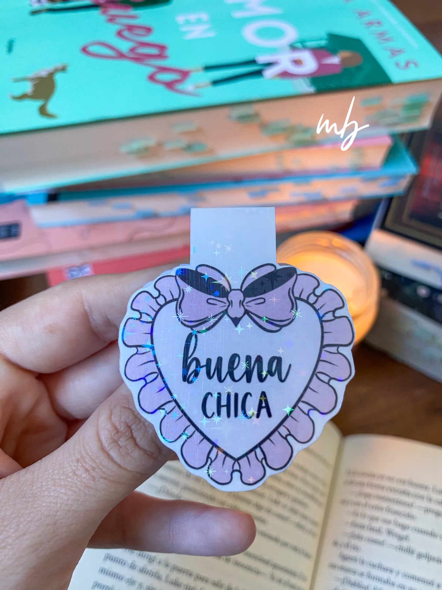 BUENA CHICA BOOKMARK WITH STAR SHINE