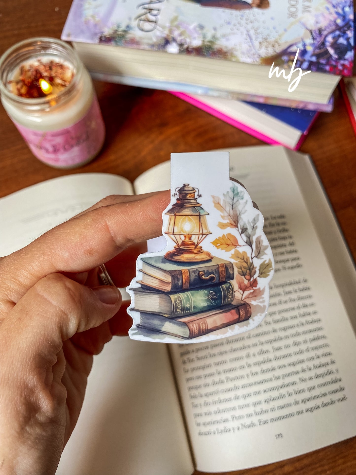 LANTERN AND BOOKS BOOKMARK, VINTAGE