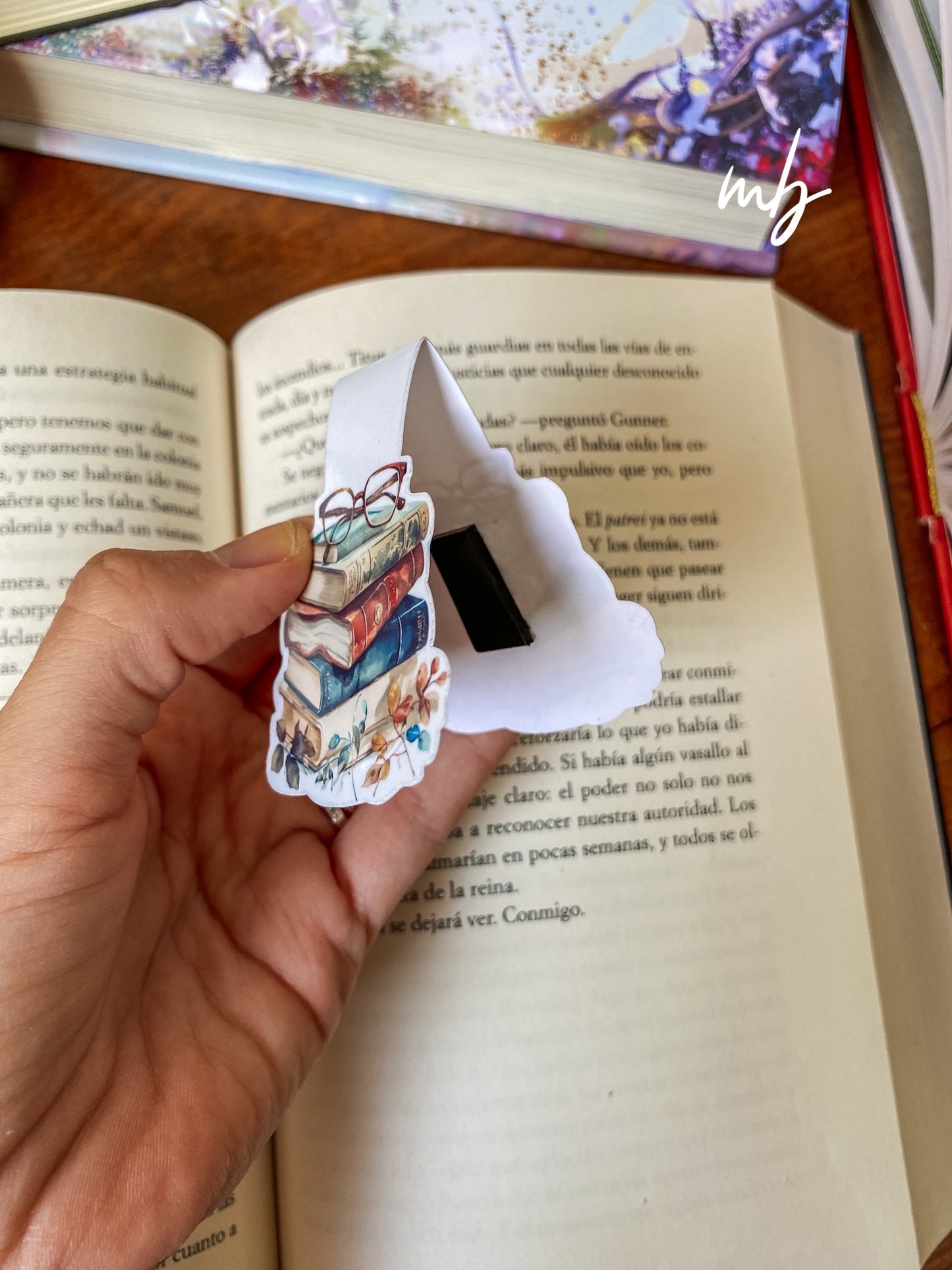 BOOKS AND GLASSES BOOKMARK, VINTAGE