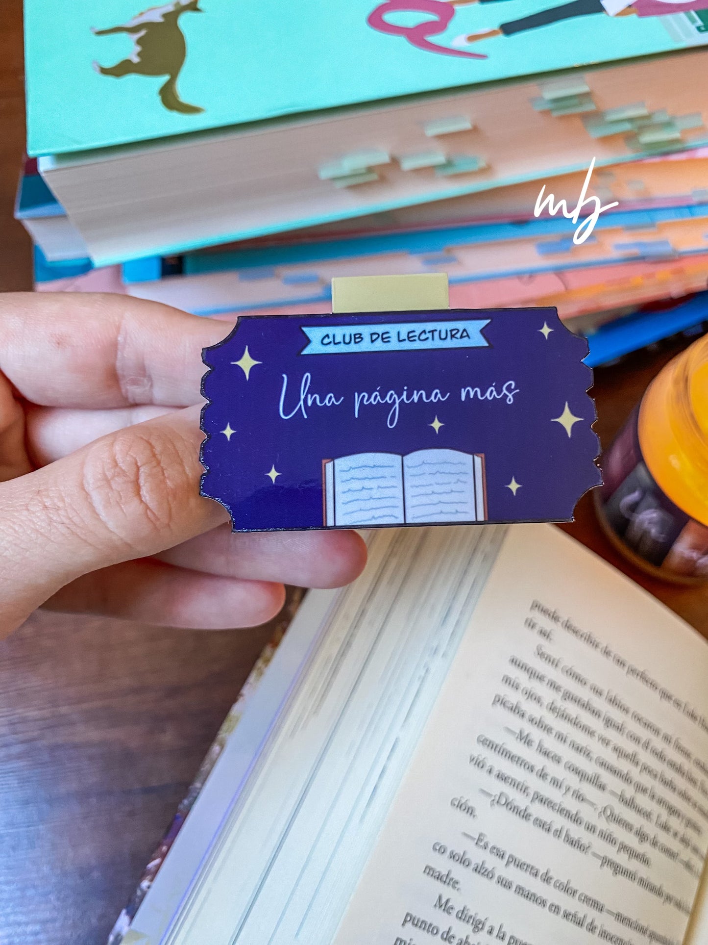 Una página más Club de lectura BOOKMARK