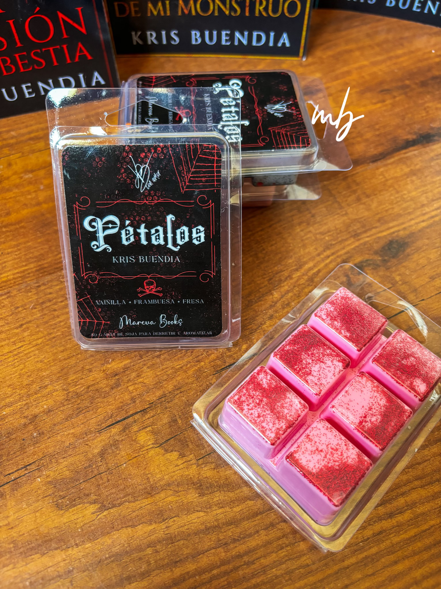 Pétalos Kris Buendia , anilla, raspberry and strawberries  Snap Bar Wax Melt