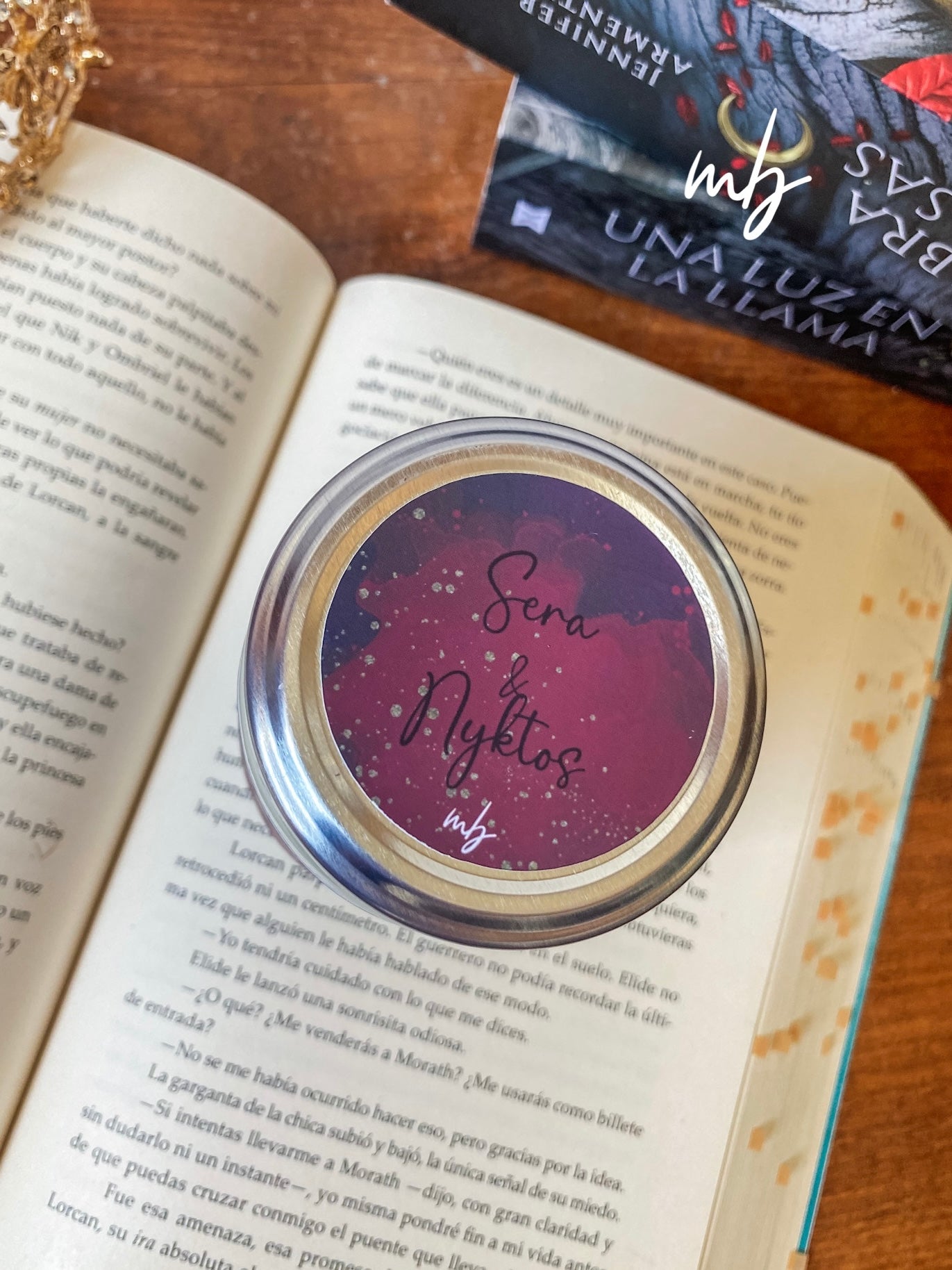 Sera and Nyktos, Handmade natural soy candle, A Shadow in the ember , Jennifer L.Armentrout