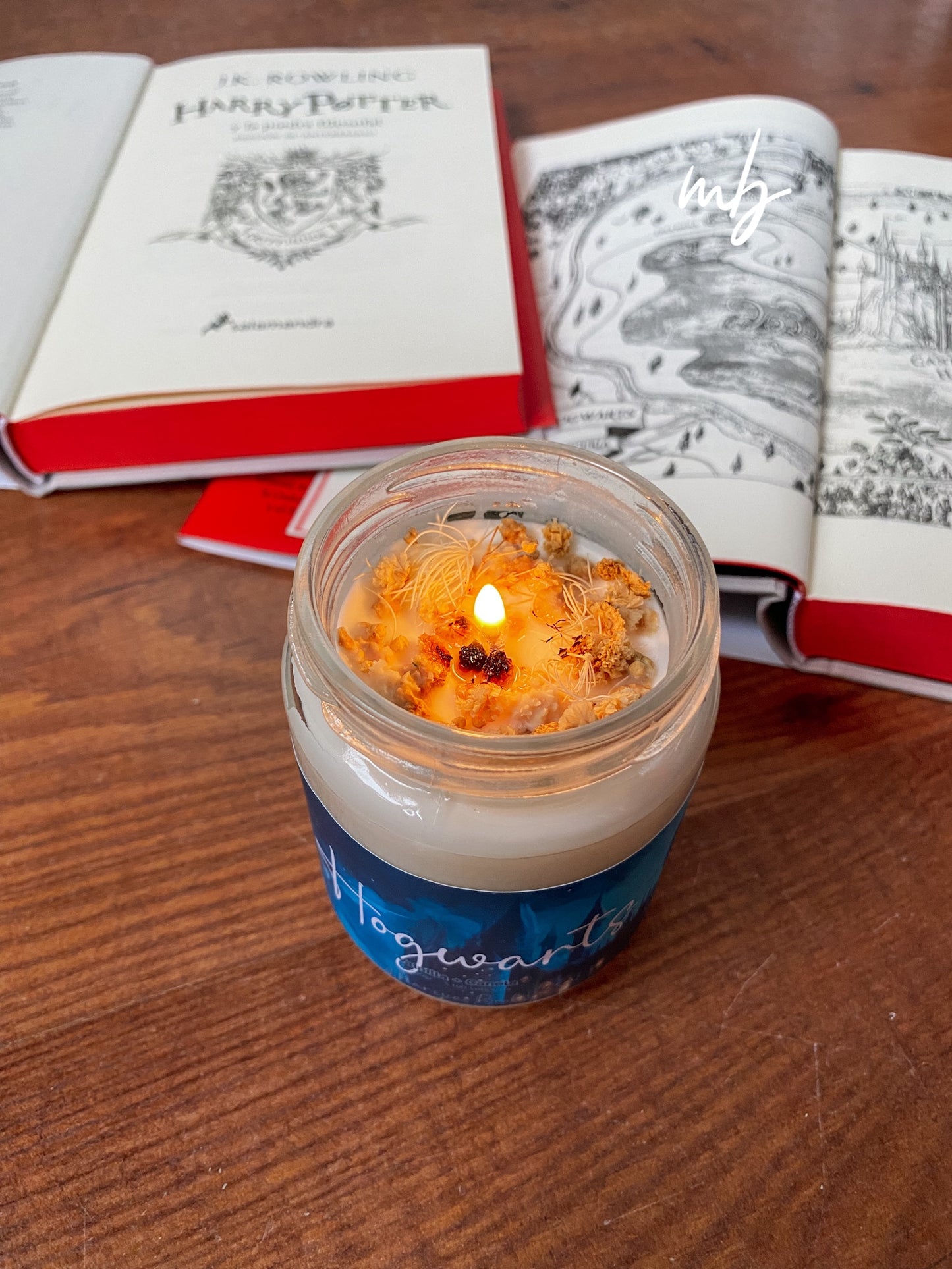 Hogwarts,  Handmade natural soy candle