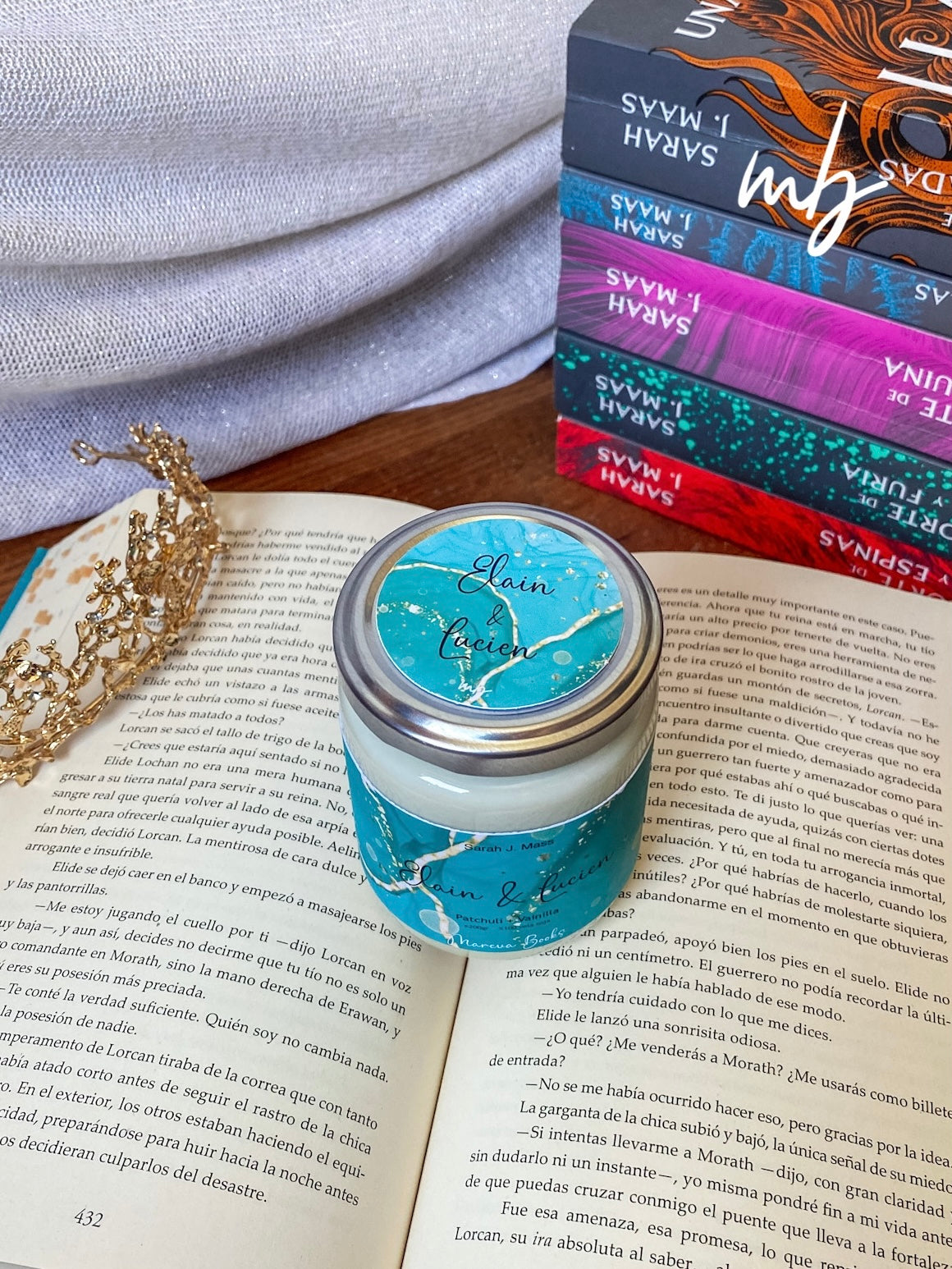 Elain and Lucien, Handmade natural soy candle, ACOTAR , Sarah J. Maas