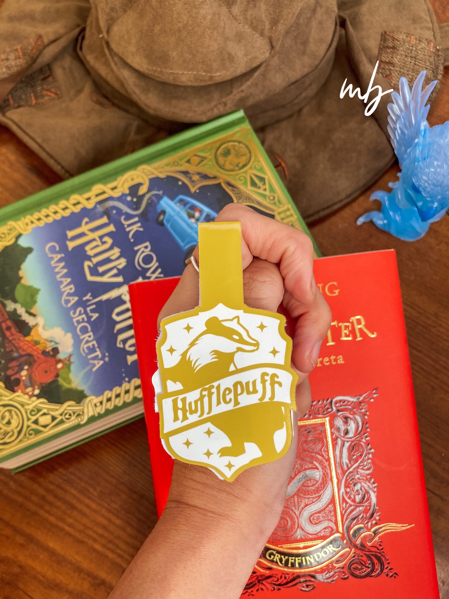 HUFFLEPUFF MAGNETIC BOOKMARK, HOGWARTS